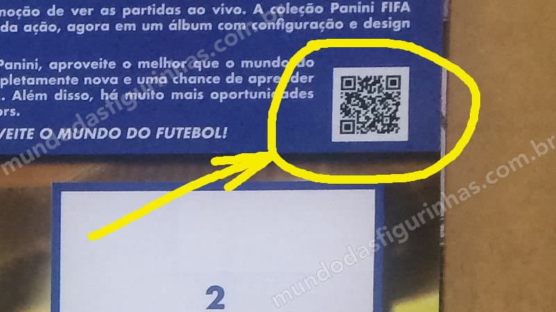 QRCode na primeira página do álbum Fifa 365 2021.