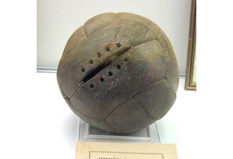 Bola da Argentina, usada no 1º tempo da final da Copa de 1930.
© Wikipedia